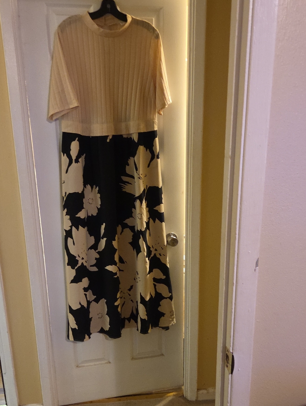 Cato Cream and Black Floral Maxi Skirt